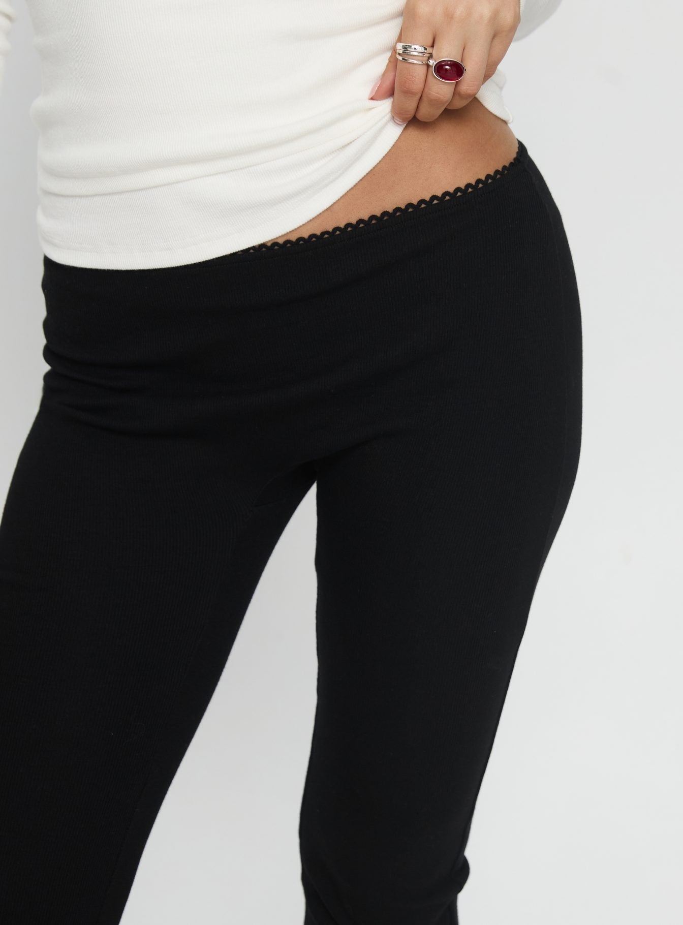 Baseline Rib Capri Pants Black Petite