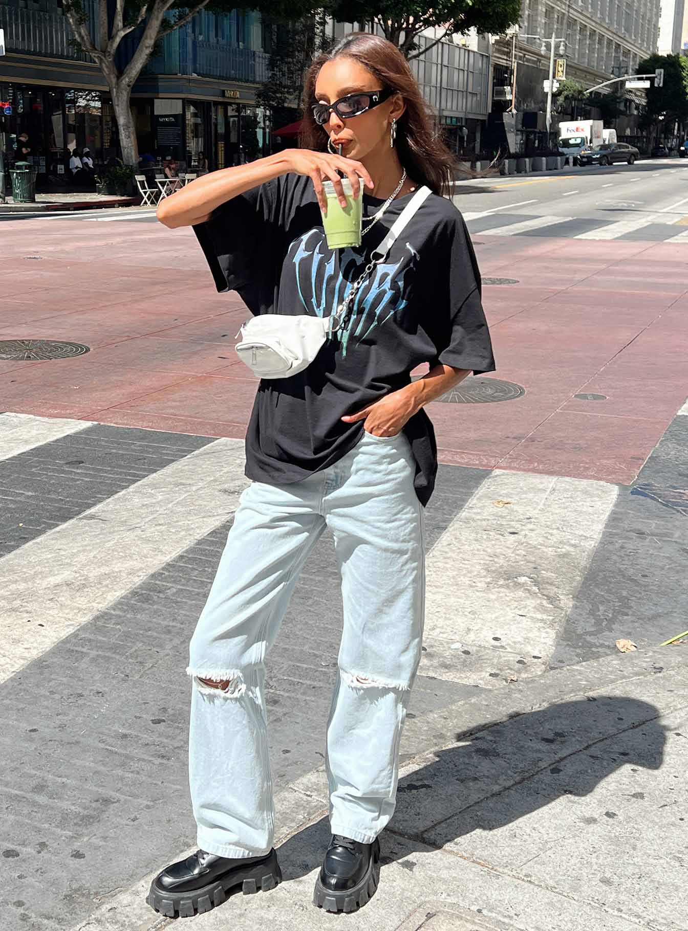 Future Oversize Tee Black