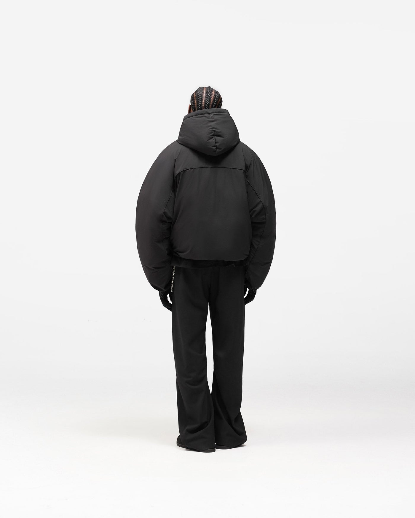 Arch Pullover Puffer - Jet Black