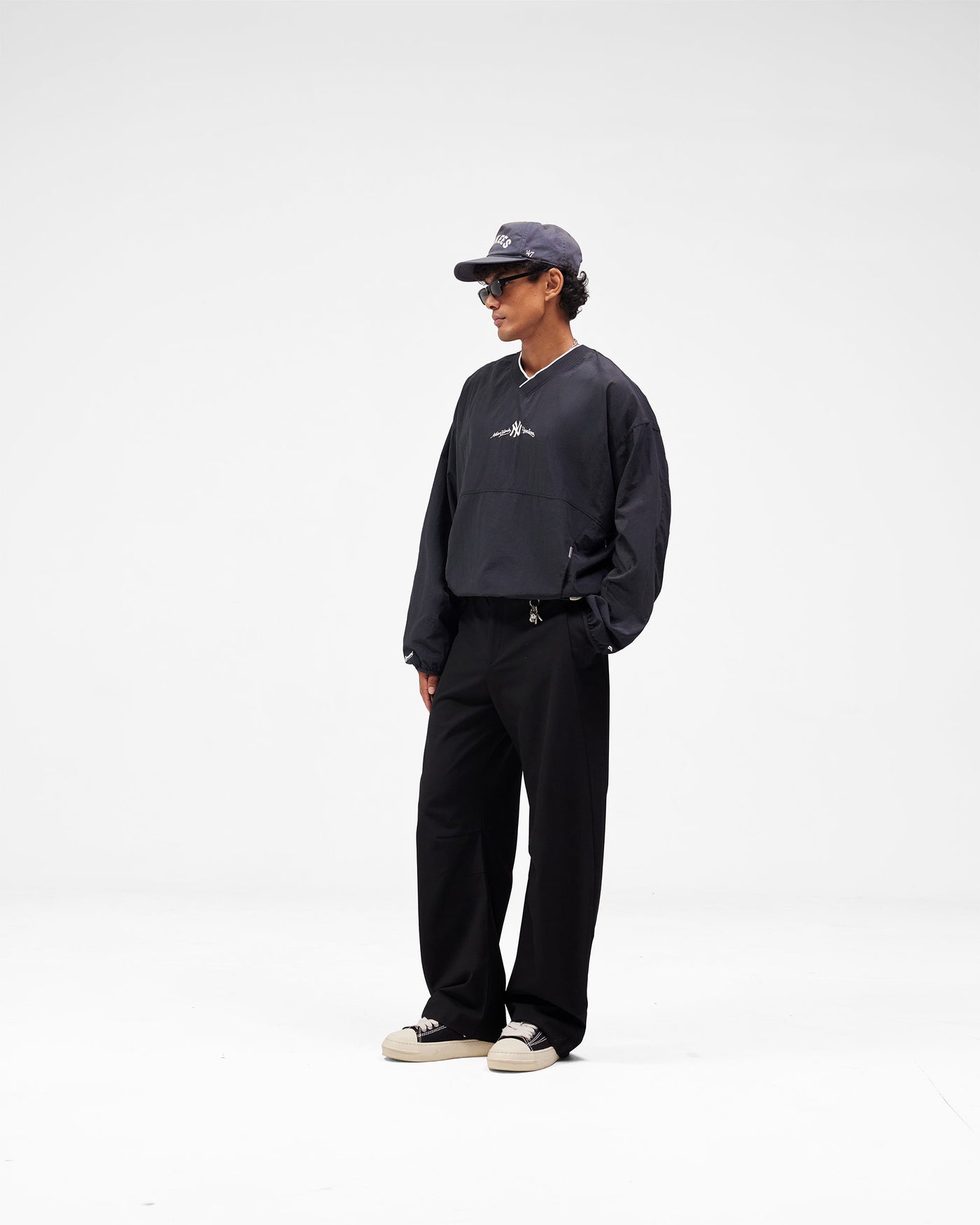 New York Yankees x Represent Nylon Pullover - Faded Black