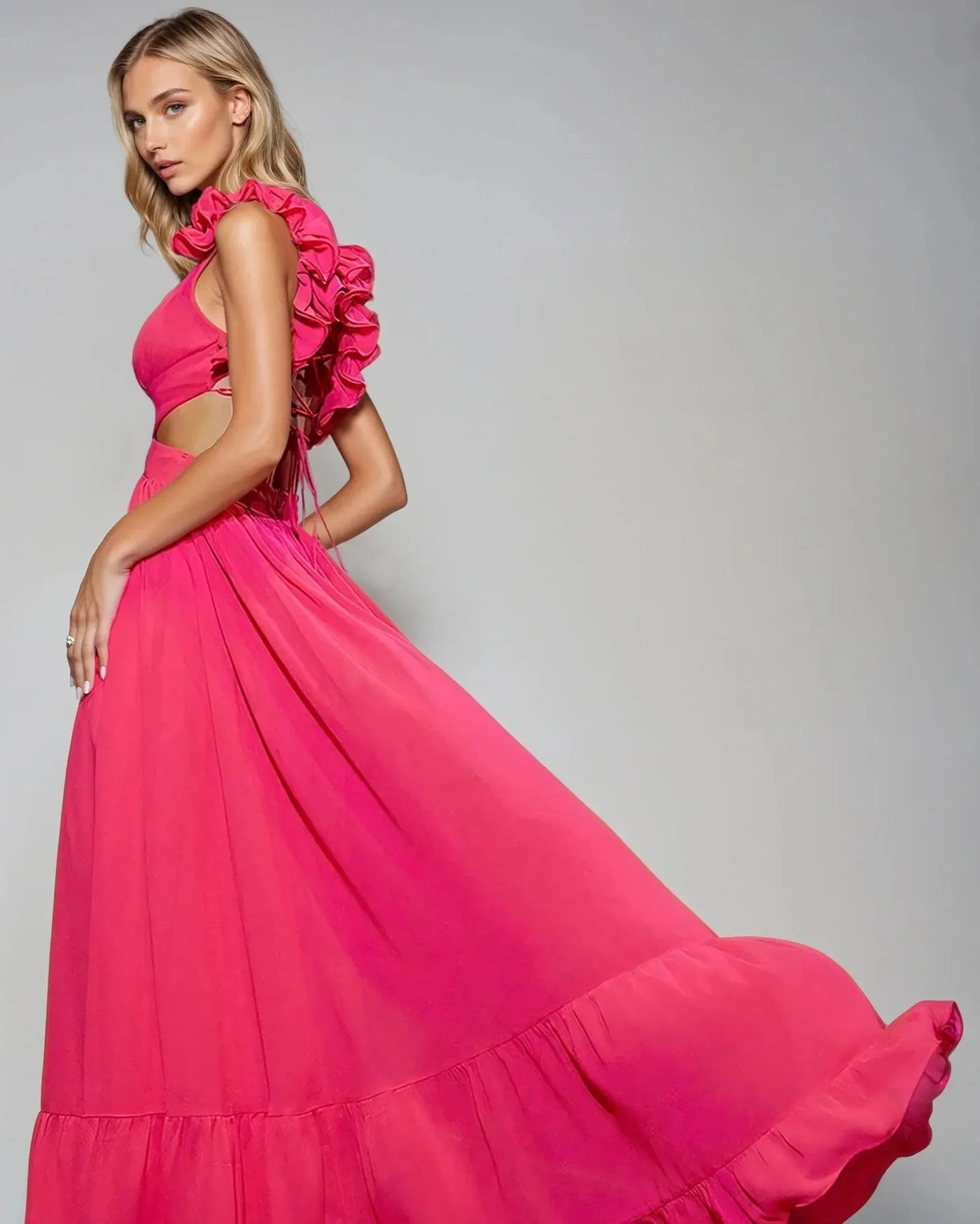 Robe Longue Dos-Nu Rose — Tynna, Élégance et Séduction