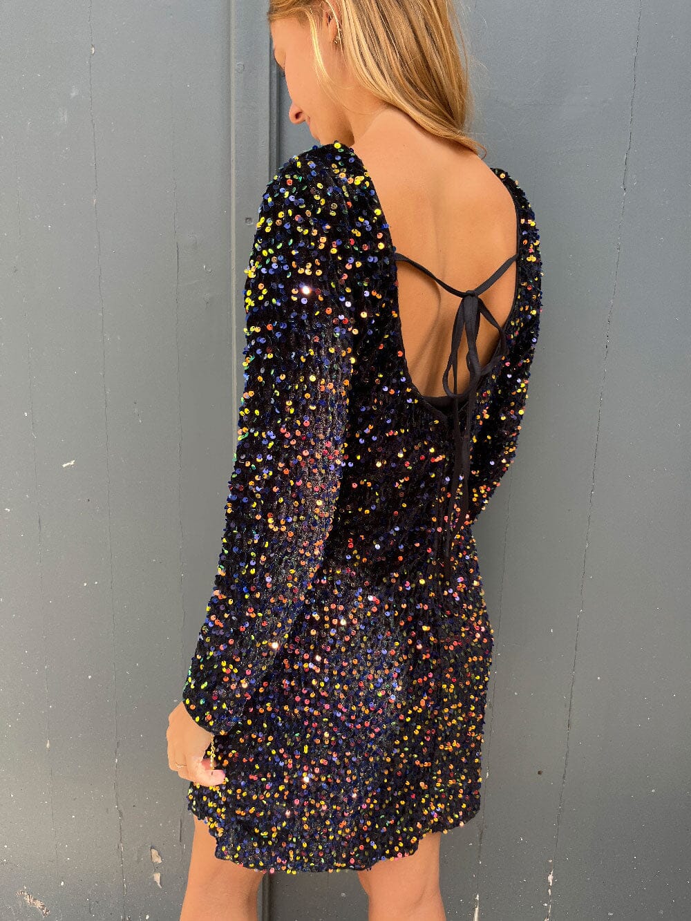 Robe de soirée à paillettes, dos nu - Anissa