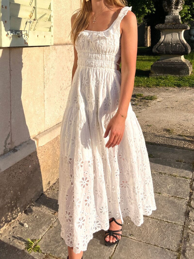 Robe Blanche Brodée Élégante - Isabelle