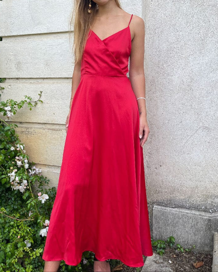 Robe Satin Dos Nu - Tessa, Élégance Satinée pour une Nuit Glamour